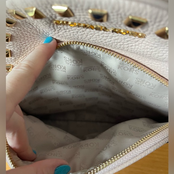 Michael Kors studded backpack - Picture 4 of 5